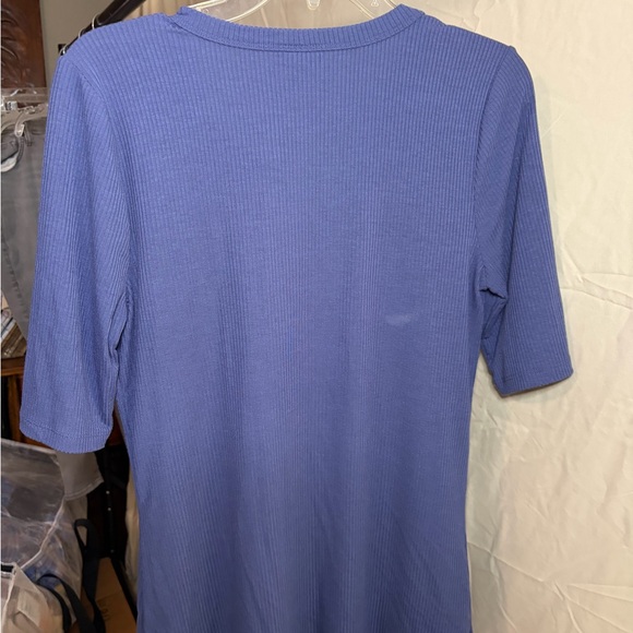 torrid Periwinkle Ribbed Henley Top - Picture 3 of 4